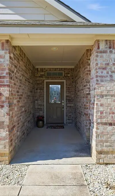 4908 Lakepark Drive, Sanger TX 76266 - Photo 2