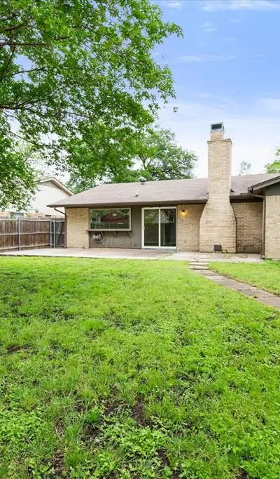 2512 Colleen Drive, Arlington TX 76016 - Photo 4