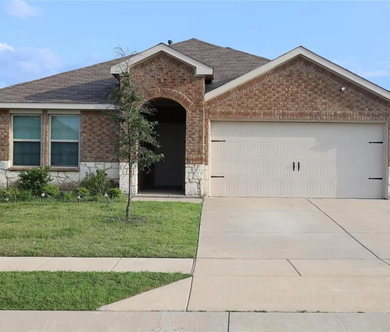 2908 Roper Street, Royse City TX 75189