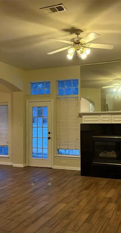 4701 Seachest Lane, Arlington TX 76016 - Photo 3