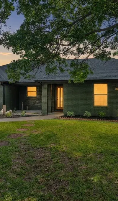 5728 Caracas Drive, North Richland Hills TX 76180 - Photo 2