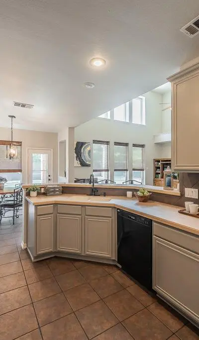 5517 Seabury Drive, Fort Worth TX 76137 - Photo 5
