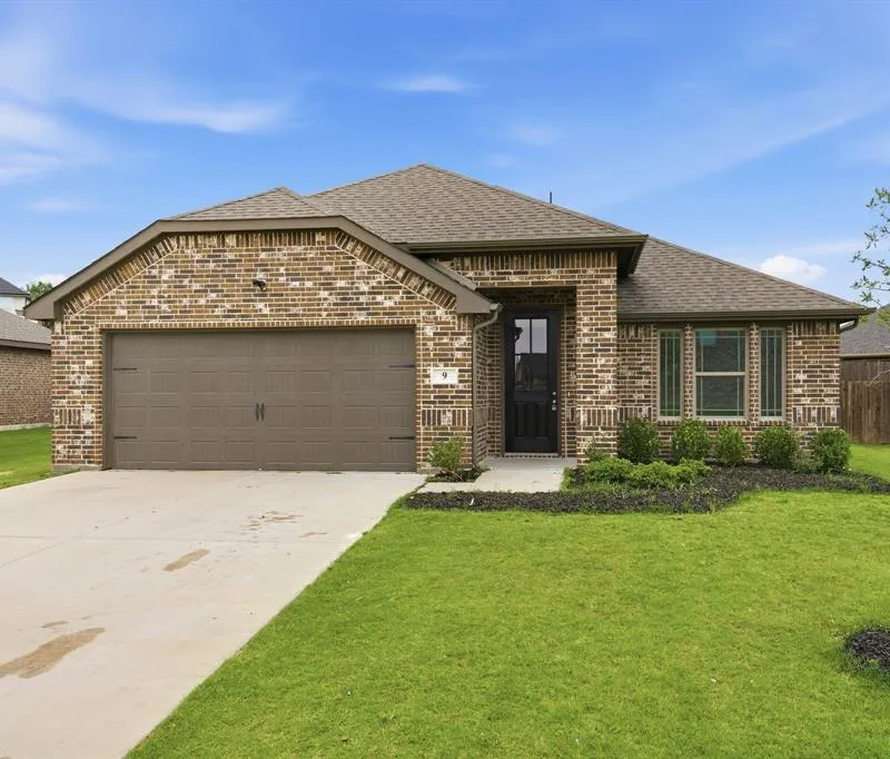 9 Mockingbird Lane, Sanger TX 76266