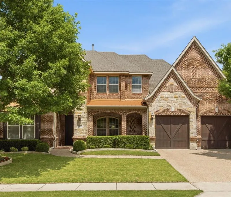 100 Honeysuckle Way, Flower Mound TX 75028