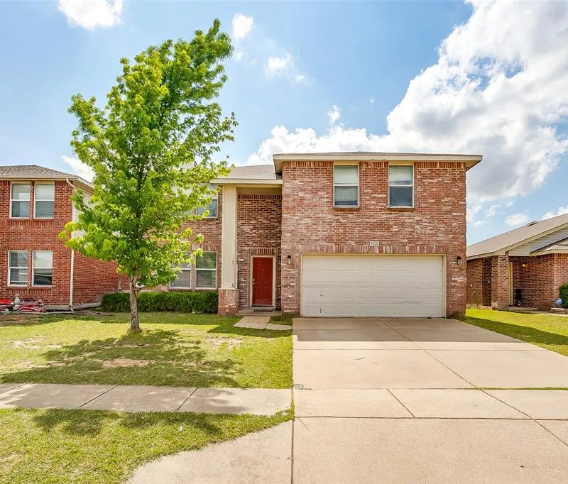 9028 Quarter Horse Lane, Fort Worth TX 76123