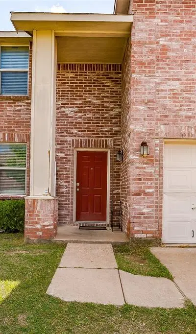 9028 Quarter Horse Lane, Fort Worth TX 76123 - Photo 2