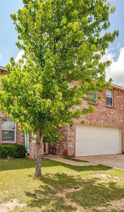 9028 Quarter Horse Lane, Fort Worth TX 76123 - Photo 3