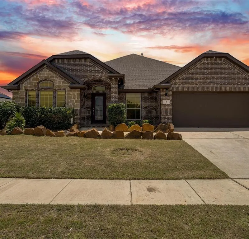 5 Duskview Lane, Edgecliff Village TX 76134