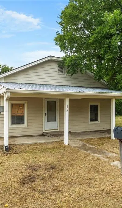 502 S Elm Street, Celeste TX 75423 - Photo 3