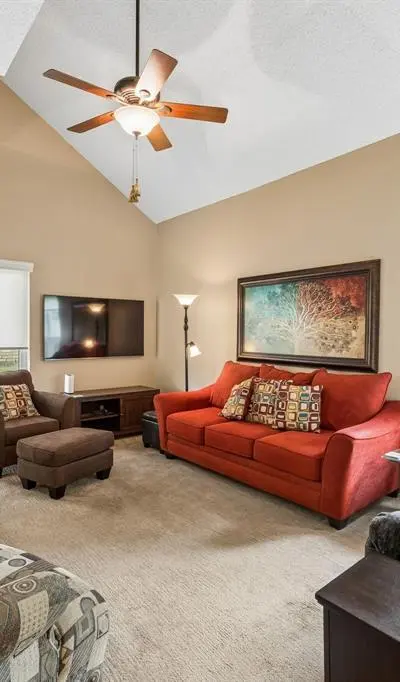 2709 Hedgeway Drive, Arlington TX 76016 - Photo 4
