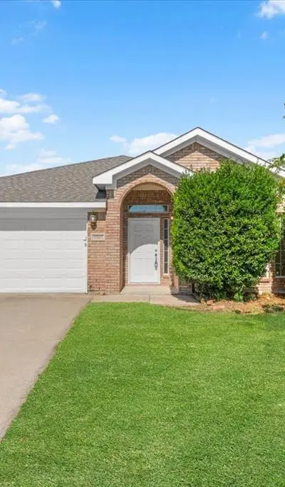 10601 Aransas Drive, Fort Worth TX 76131
