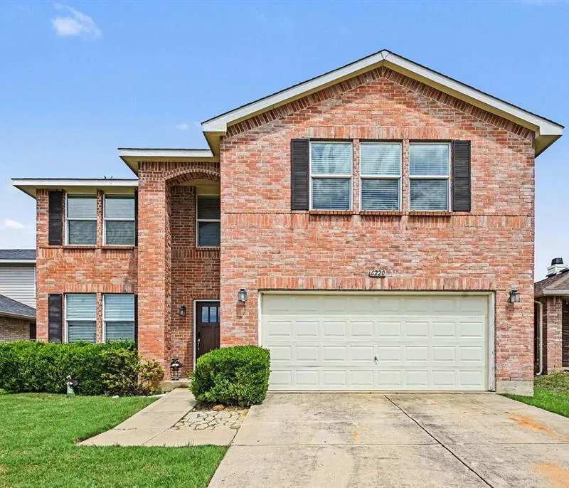 6220 Thoroughbred Trail, Denton TX 76210