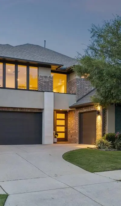 636 Benalla Drive, Frisco TX 75036 - Photo 2