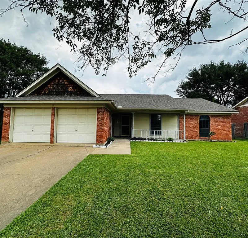 6741 Ridgetop Road, North Richland Hills TX 76182