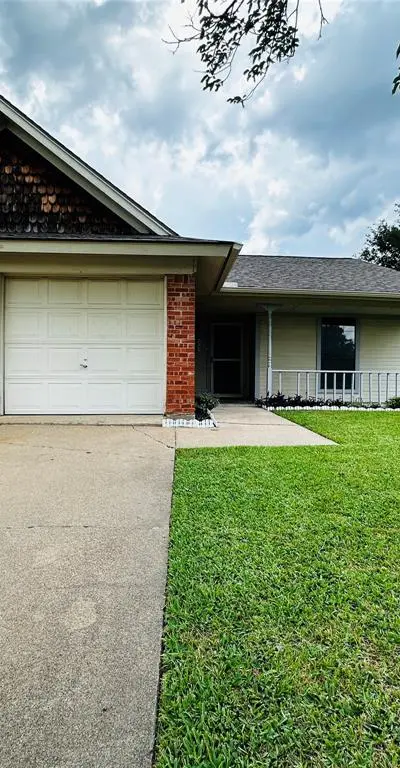 6741 Ridgetop Road, North Richland Hills TX 76182 - Photo 3