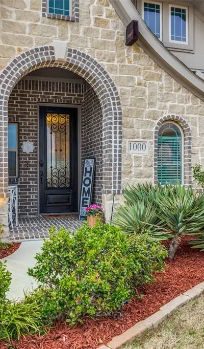 1000 Brenham Drive, Godley TX 76044