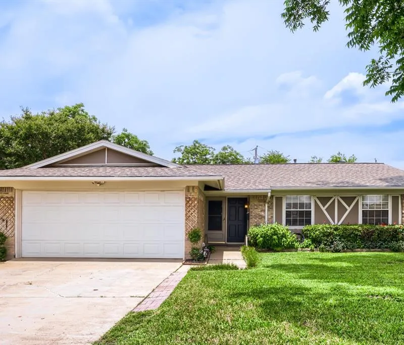 2307 Fyke Road, Carrollton TX 75006
