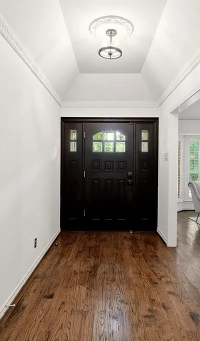 9223 Club Glen Drive, Dallas TX 75243 - Photo 3