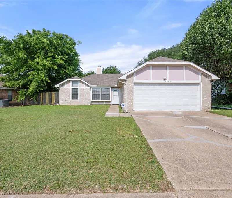 4756 Hollow Tree Drive, Arlington TX 76018