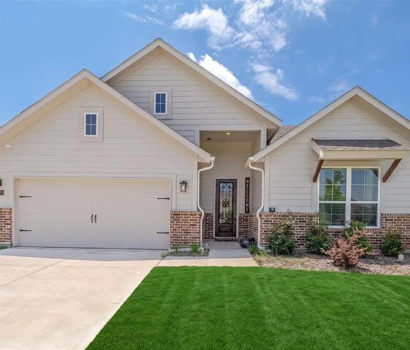 1412 Whitetail Lane, Azle TX 76020