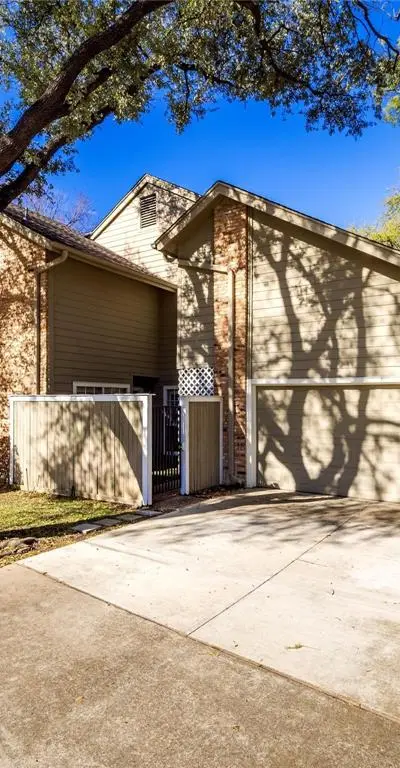8503 Coppertowne Lane, Dallas TX 75243