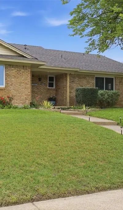 9115 Westglen Drive, Dallas TX 75228