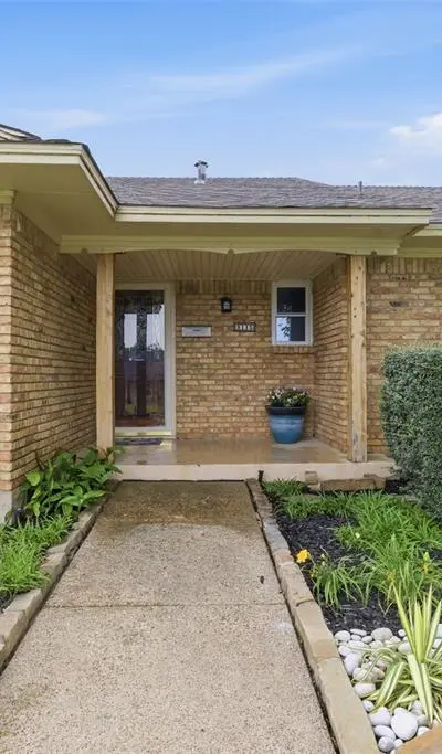 9115 Westglen Drive, Dallas TX 75228 - Photo 3