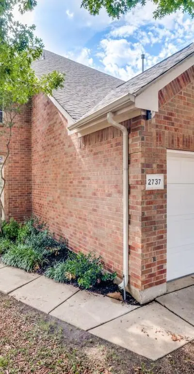 2737 Lynx, Fort Worth TX 76244 - Photo 2