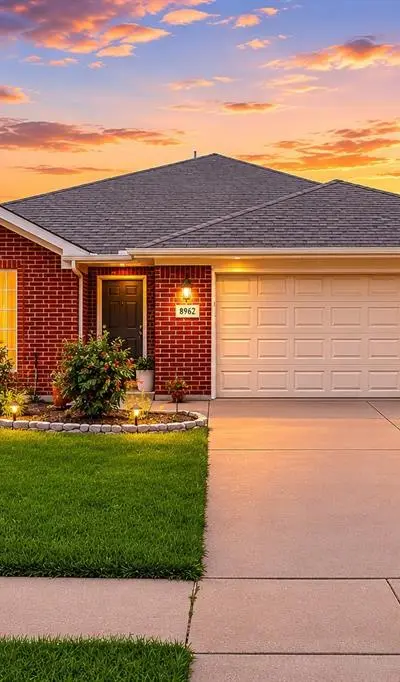 8962 Winding River Drive, Fort Worth TX 76118