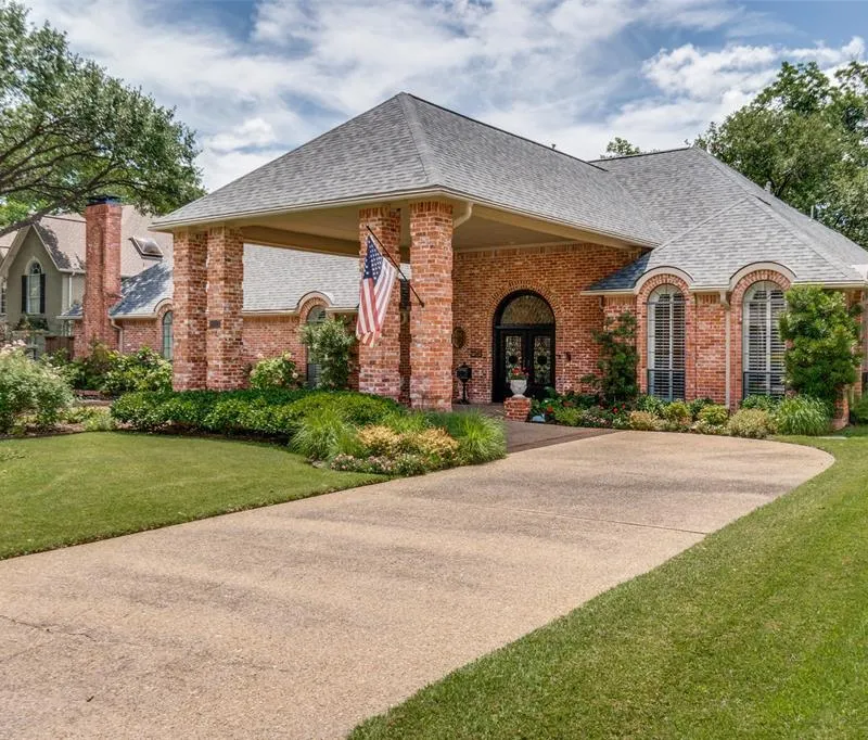 6822 Meadow Road, Dallas TX 75230