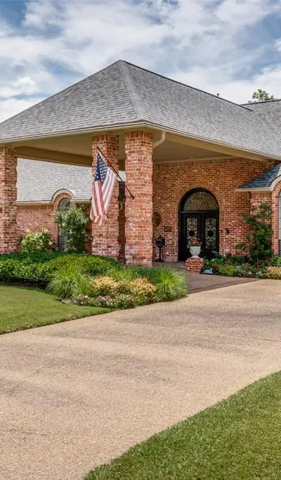 6822 Meadow Road, Dallas TX 75230