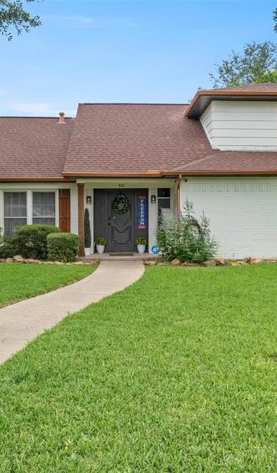 901 Serenade Lane, Richardson TX 75081