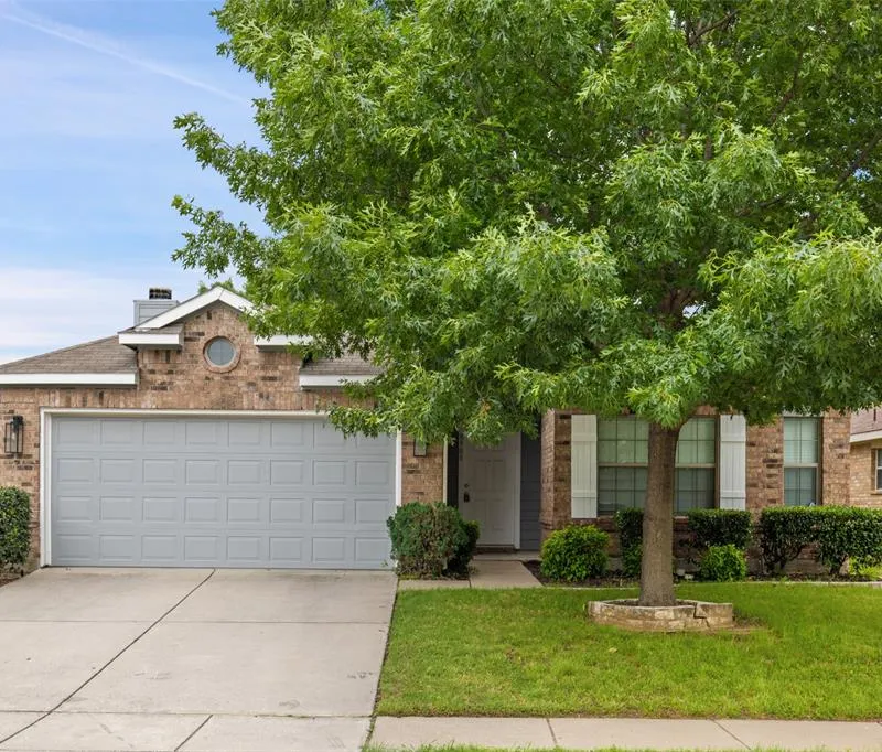 8908 King Ranch Drive, Cross Roads TX 76227