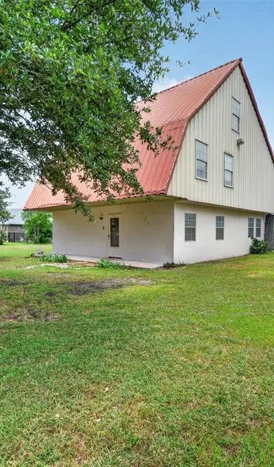 104 Bow Creek Circle, Red Oak TX 75154 - Photo 2