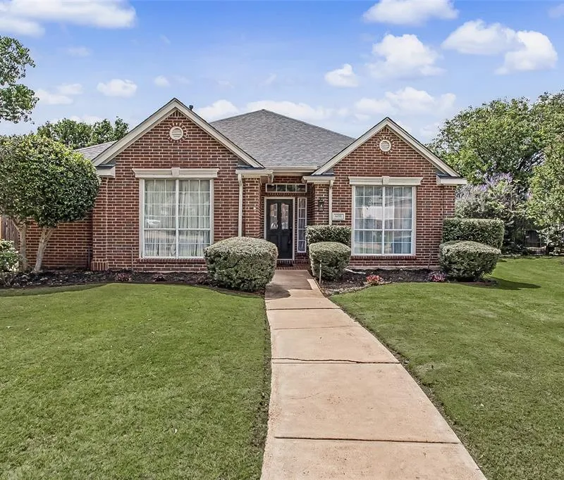 6891 High Country Drive, Fort Worth TX 76132