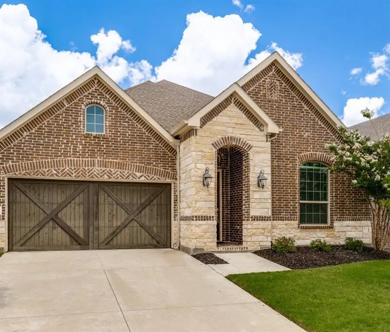 8249 Abellia Court, Dallas TX 75252