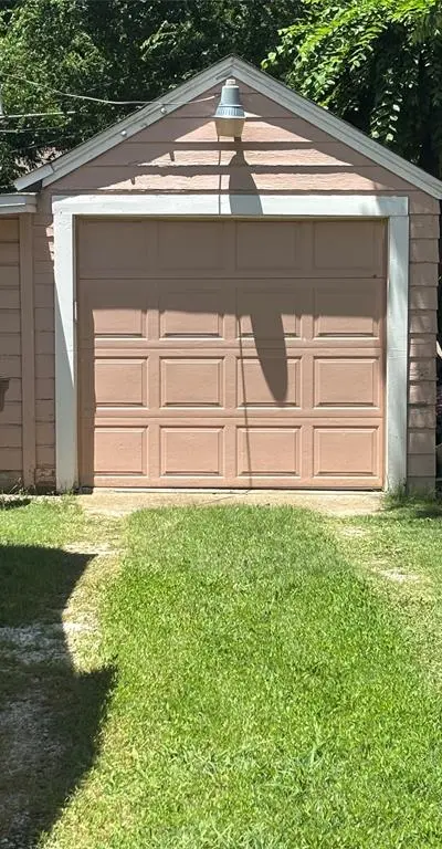 3624 Frazier Avenue, Fort Worth TX 76110 - Photo 2