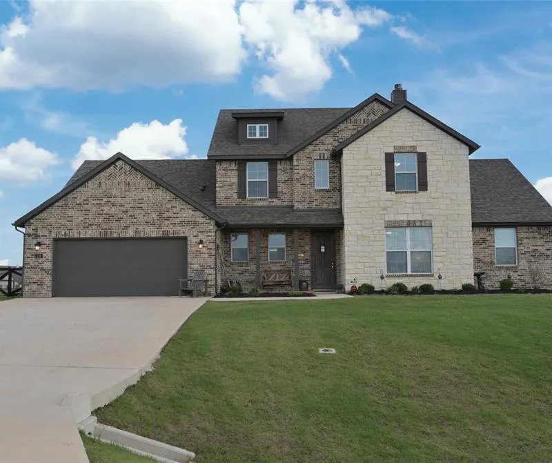 116 Spanish Moss Trail, Rhome TX 76078