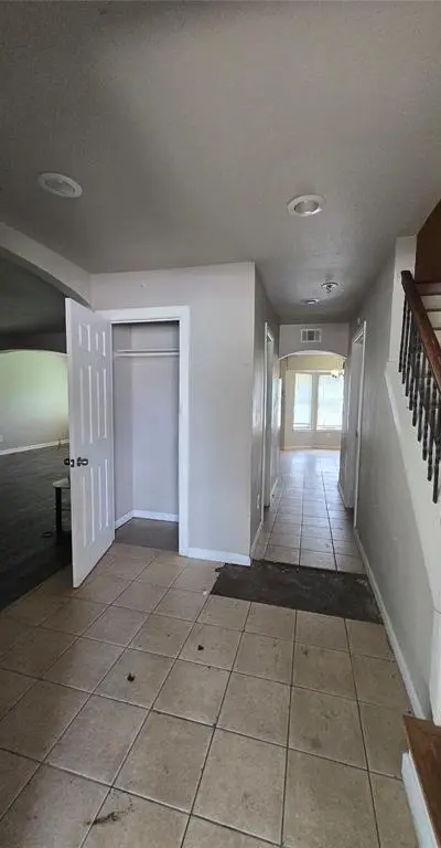1500 Endicott Drive, Arlington TX 76018 - Photo 3