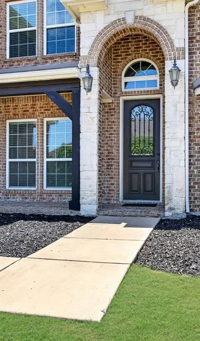 13811 Sorano Drive, Frisco TX 75035 - Photo 2