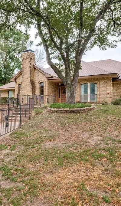 1503 Green Tree Lane, Duncanville TX 75137 - Photo 2