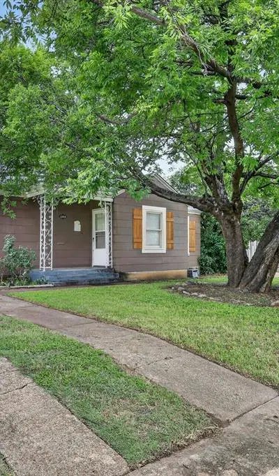 3208 Sandage Avenue, Fort Worth TX 76109 - Photo 5