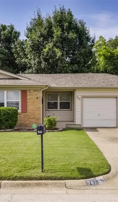 741 Cullum Avenue, Hurst TX 76053