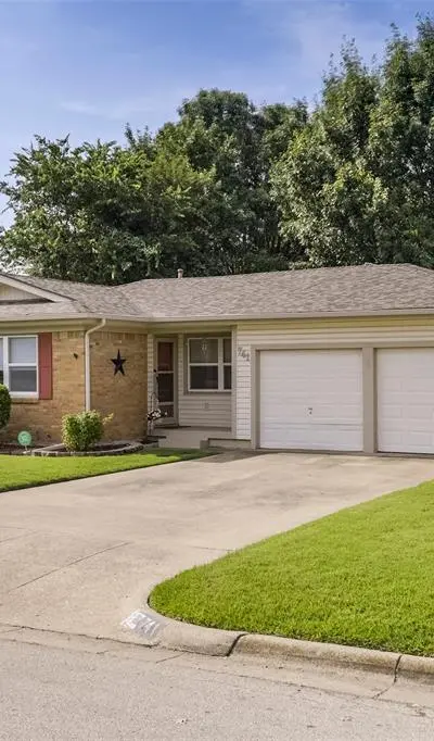 741 Cullum Avenue, Hurst TX 76053 - Photo 3