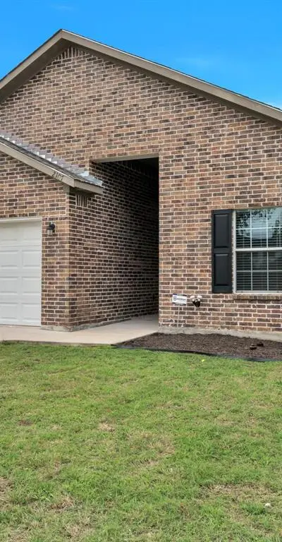 2107 Hemphill Street, Greenville TX 75401