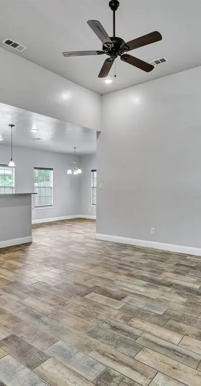 2107 Hemphill Street, Greenville TX 75401 - Photo 4