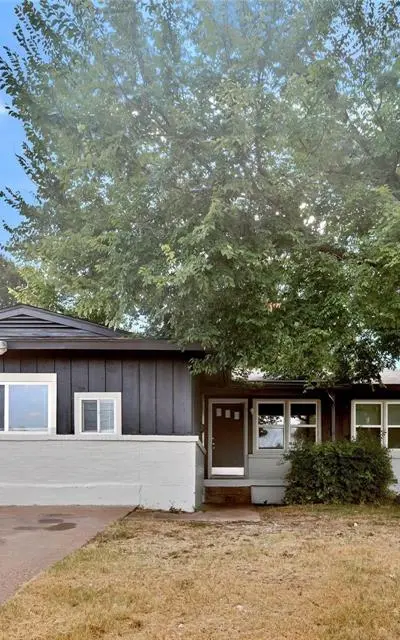 4208 Huckleberry Circle, Dallas TX 75216 - Photo 2