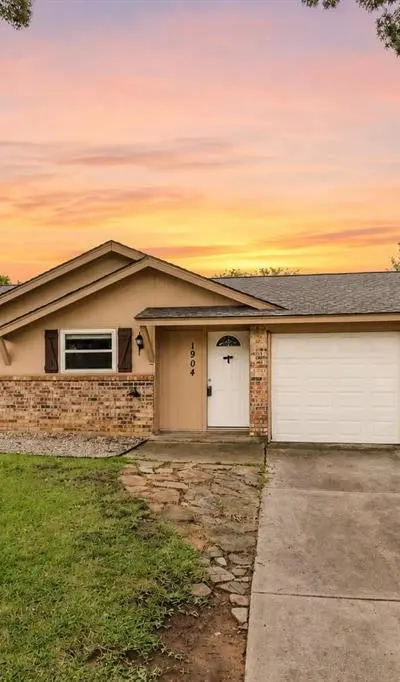 1904 Westover Drive, Arlington TX 76015