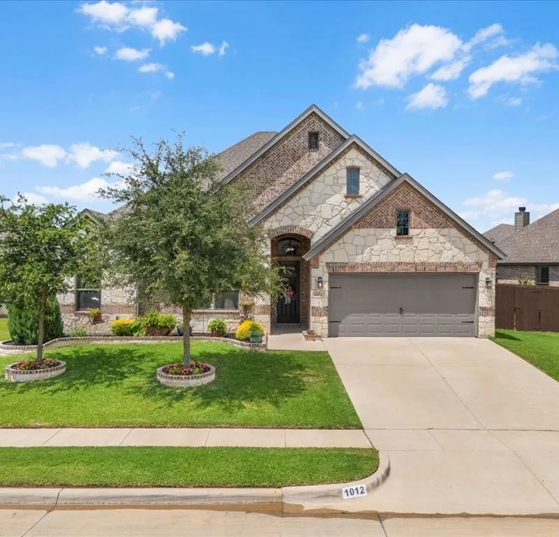 1012 Whitetail Court, Joshua TX 76058