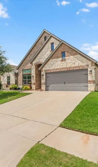 1012 Whitetail Court, Joshua TX 76058 - Photo 3